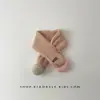 Bufanda Cruzada de Punto con Corazones Lindos para Otoño e Invierno 2025 para Niños y Niñas, Bufanda de Lana de Moda Cálida y Resistente al Frío Tendencia