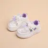 Tênis Infantil 2026 Primavera Novo Estilo Meninas Estilo Coreano Fofo Casual Desenho Animado Crianças de Meio e Grande Porte Estudante Sapatos Brancos