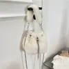 Bolsa de Felpa Personalizada de Felpa Texturizada Nueva y de Moda Transfronteriza 2026 para Mujer, Bolso de Mano de Moda con Cordón y Correa Cruzada de Cadena
