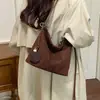 Bolsa Versátil Feminina Outono Retro Nova Transversal 2026 Moda Saco Inclinada Ombro Único de Mão Grande Capacidade Camurça Para o Trabalho Pelúcia