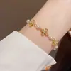 Pulsera de Cordón Ajustable con Cruz de Circonita y Perla de Lujo Ligero Francés Versátil Exquisita de Moda Sencilla Joyería de Mano con Sensación de Alta Gama