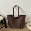 Bolso de Hombro Tote Grande de Nuevo Modelo, Moderno y Elegante con Remaches Únicos 2026 Retro para el Trabajo, Bolso de Hombro