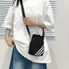 2025 Nueva Moda Estilo Deportivo Casual Combinable Conveniente Bolsa para Teléfono Móvil Portátil para Exterior Hombro Bandolera Bolso de Mujer