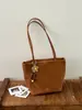 Bolsa de camurça tipo balde transfronteiriça para mulheres, nova moda 2026, bolsa de ombro retrô, bolsa tote fosca de grande capacidade
