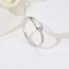 Anillo de perforación en forma de U con diseño geométrico de minorías japonesas y coreanas, temperamento femenino, moda simple, anillos de acero de titanio, fabricantes al por mayor