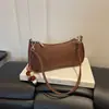 Bolso de Hombro a la Moda para Otoño 2026, Bolso de Hombro Elegante, Diseño Único, Bolso Cuadrado Pequeño Retro, Bolso de Mujer al por Mayor