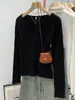 Capa base de punto con cuello en V para mujer, Estilo coreano de principios de otoño, Color liso, Diseño de nicho, Top casual suave y elegante
