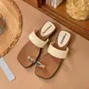 Chinelos Casuais de Salto Anabela Slip-on Femininos Verão Uso Externo 2026 Novo Estilo Sapatos de Praia para Férias na Beira-Mar Sandálias Sapatos de Praia Femininos