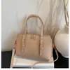 Bolsa Tote de Couro Macio de Alto Padrão, Bolsa Concha Feminina, Nova Tendência 2025, Moda Versátil para o Dia a Dia, Bolsa de Ombro Único, Bolsa Transversal