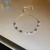 Pulseira Geométrica de Zircônia Vintage Design de Pulseira Simples e Fashion Versátil Joia de Nicho para Mulheres