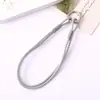 Novo Pingente de Celular com Cordão Duplo de Couro Acessório de Pulso Versátil Moda Pingente de Chaveiro para Capa de Celular