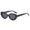 Europa y Estados Unidos transfronterizos nuevos 2302 Gafas de sol de montura ovalada pequeña tendencia de moda Gafas de sol con montura de PC Gafas de sol de celebridad de internet