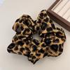 Diadema de Tela de Algodón Retro Estampado de Leopardo Ancha Acojinada Modificación Alta del Cráneo Forma de la Cara Diadema de Estampado de Leopardo Rosa de Gama Alta Pasador para Mujeres