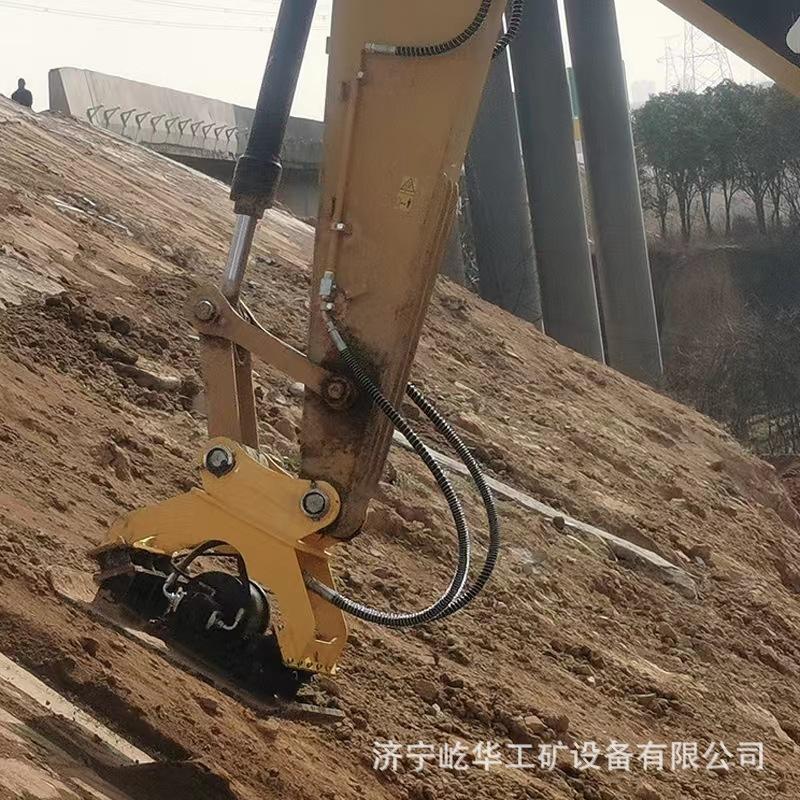 挖机振动夯F7.jpg