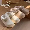 Nuevas Zapatillas de Algodón Sencillas de Color Sólido de Moda para Mujer Invierno 2025, Engrosadas y Cálidas para el Hogar y el Exterior