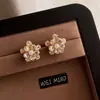 Joyería de lujo de gama alta con aguja de plata, aretes de perlas personalizados al por mayor de fabricante de Yiwu, aretes versátiles de moda para mujer