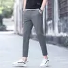 Calças Masculinas Cropped Slim Fit Novas Outono 2026, Calças Casuais de Seda Gelada, Calças Versáteis Masculinas de Corte Reto