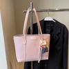 Bolso de Viajero de Gran Capacidad para Mujer 2025 Verano Nueva Moda Bolso de Hombro Simple Bolso Tote de Estilo Coreano de Aspecto Elegante