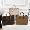 Bolsa Feminina 2025 Nova Chegada Fashion Simples Grande Capacidade Carta Flor Antiga Bolsa Tote Portátil para o Dia a Dia Bolsa Feminina