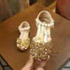 Sapatos pequenos de couro infantis, sapatos de performance para meninas, sapatos de princesa prateados, coleção de primavera, sapatos brilhantes para meninas, sapatos de lantejoulas de cristal para meninas