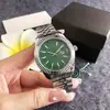Relógio Masculino de Aço Prateado Estilo Levemente Luxuoso com Calendário de Ondas Verdes Quartzo Relógio Dial de Negócios Moda para o Dia a Dia Acessório Exquisito Relógio