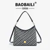 Bolsa Tote de Luxo Vintage de Alta Capacidade para Mulheres 2026 Novo Modelo Bolsa de Ombro Transfronteiriça Bolsa Transversal Versátil Retrô