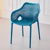 Sillas huecas para patio exterior listas para enviar del fabricante, disponibles en varios colores, adecuadas para mesas y sillas de comedor en casa, puestos de mercado nocturno y puestos de comida