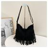 2024 Retro Tassel Shoulder Bag Estilo Europeu e Americano Moda Bolsa Feminina Moda All-match Cor Sólida Crossbody Dumpling Bag
