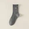 Meias Novas Femininas para Outono e Inverno com Laço Bordado Meias de Cano Médio, Meias Slouch com Bolinhas de Renda Japonesas e Coreanas, Meias Femininas Absorventes de Suor