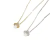 Collar con Colgante de Trébol de Cuatro Hojas Acero de Titanio Cadena para Clavícula de Mujer Joyería de Acero Inoxidable de Lujo Ligero Collar de Trébol de Cuatro Hojas Azul Marino