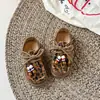 Sapatos de Couro com Estampa de Leopardo para Meninas 2025 Novo Estilo Primavera e Outono Sapatos Casuais para Meninos Sapatos Birkenstock Retro com Solado Macio