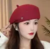 Nuevo Sombrero de Ganchillo 3D Transpirable para Primavera/Verano, Boina Elegante para Mujer, Circunferencia de Cabeza Grande, Sombrero de Pintor Estilizado y que Afina el Rostro
