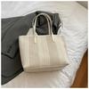 Bolsa Tote Listrada de Grande Capacidade para Mulheres 2025 Nova Casual Versátil Bolsa de Ombro Textura Fashionável Bolsa para Ombro de Trajeto