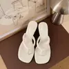 Lindas Sandálias de Dedo com Salto Anabela para Mulheres, Novo Estilo de Verão Estilo Fada Sandálias de Salto Alto para Férias para Mulheres