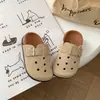 Novas Sandálias Birkenstock para Meninos e Meninas, Sapatos Retro Toe-Toe para Meninas Primavera e Verão, Meio-Chinelos Casuais, Antiderrapantes