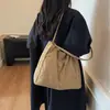 Bolsa Tote Casual Grande Capacidade Estilo Coreano para Mulheres Outono 2025 Versátil Simples Cor Pura Bolsa de Ombro para Estudante Universitário Aula