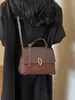 Bolsa de Mão para Mulheres, Nova Bolsa de Ombro Versátil Outono/Inverno 2023, Bolsa Transversal de Commuter Nicho Retrô, Estilo Nicho Coreano