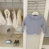 Leen Ropa Infantil Diseño Original Otoño/Invierno Suéter Base de Cuello Alto para Niñas Vestido con Chaleco Acolchado y Lazo Set
