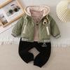 Traje Infantil Otoño Nuevo Chaqueta 3D de Perro Conjunto de Tres Piezas para Niños Pequeños y Niños Pequeños, Engrosado y Cálido para Uso al Aire Libre