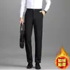 Invierno 2026 Nuevo Aterciopelado Engrosado Talla Grande Pantalones Casuales Moda Masculina Holgados Elásticos Sin Planchar Pantalones de Traje Pantalones Largos Cálidos
