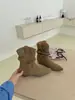 Botas Femininas Novas Outono/Inverno 2026 Bico Quadrado Salto Bloco Salto Alto Elegante Moda Francesa Camurça Botas de Cano Curto Plissadas