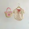 Macacão de Bebê Leve de Verão Macacão Floral de Manga Curta para Menina com Laço Estiloso Estilo Coreano Macacão Triângulo