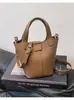 Bolso de Mano Tipo Cubo de Piel Sintética Suave Estilo Coreano de Nicho para Mujer 2025 Verano Nuevo Bolso de Hombro Cruzado Casual