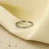 Versátil Anel Popular Quente de Aço Titânio Banhado a Ouro 18K 316 Zircônia Europeia e Americana Anel de Casamento de Aço Inoxidável Joias Modernas para Mulheres