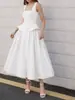 Vestido de Noche Negro para Mujer de Longitud Media con Cuello Cuadrado, Sencillo, de Color Sólido, Elegante, para Banquete, Anfitrión, MC, Estilizado con Cintura Marcada, Estilo Europeo y Americano