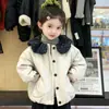 Abrigo de algodón de invierno para niñas, estilo coreano, moderno para niños pequeños y niños, chaqueta acolchada para niños, abrigo floral con cuello de muñeca