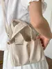 Bolsa de Ombro Portátil Grande Capacidade Moda Verão 2025 Tendência Casual Estilo Fashionável Aparência Sofisticada Nicho para Mulheres