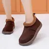 Botas Cortas de Felpa Engrosadas para Mujer de Invierno Casual Cómodas Resistentes al Desgaste Cálidas Zapatos de Madre Botas de Algodón para Nieve Slip-on