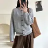 Suéter Simples Preguiçoso com Gola Redonda e Botão de Chifre Feminino Top Curto Jaqueta Outono e Inverno Novo Estilo Coreano Cardigan de Tricô