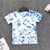 Camiseta de Manga Corta para Niños Tie-Dye de Yunnan, Ropa de Verano Teñida de Azul Hecha a Mano para Niños y Niñas, Ropa Infantil Transpirable y Cómoda con Cuello Redondo